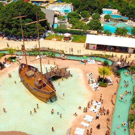 Spazzio Diroma Com Acesso Ao Acqua Park - Temporada Cn Adriele Калдас Новас Екстериор снимка